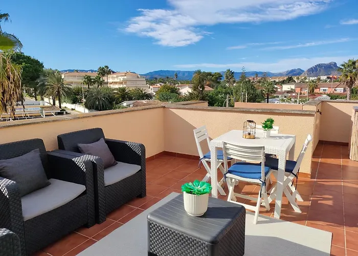 El ático De Alicia Con Terraza Panorámica A Pie De Playa Apartamento