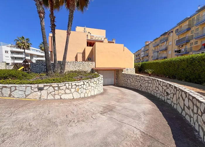 El ático De Alicia Con Terraza Panorámica A Pie De Playa *